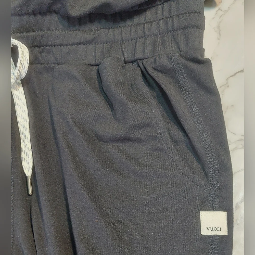 Vuori All Day Lux Black Jumpsuit, Size XS - Picture 10 of 11